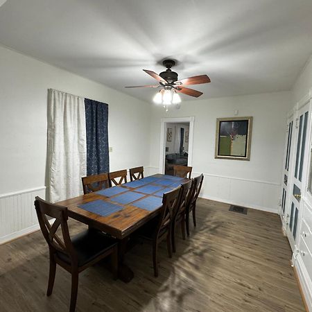 Comfy Getaway, 5 Bed, Sleeps 9, Walk To Falls! Niagara Falls Exterior foto