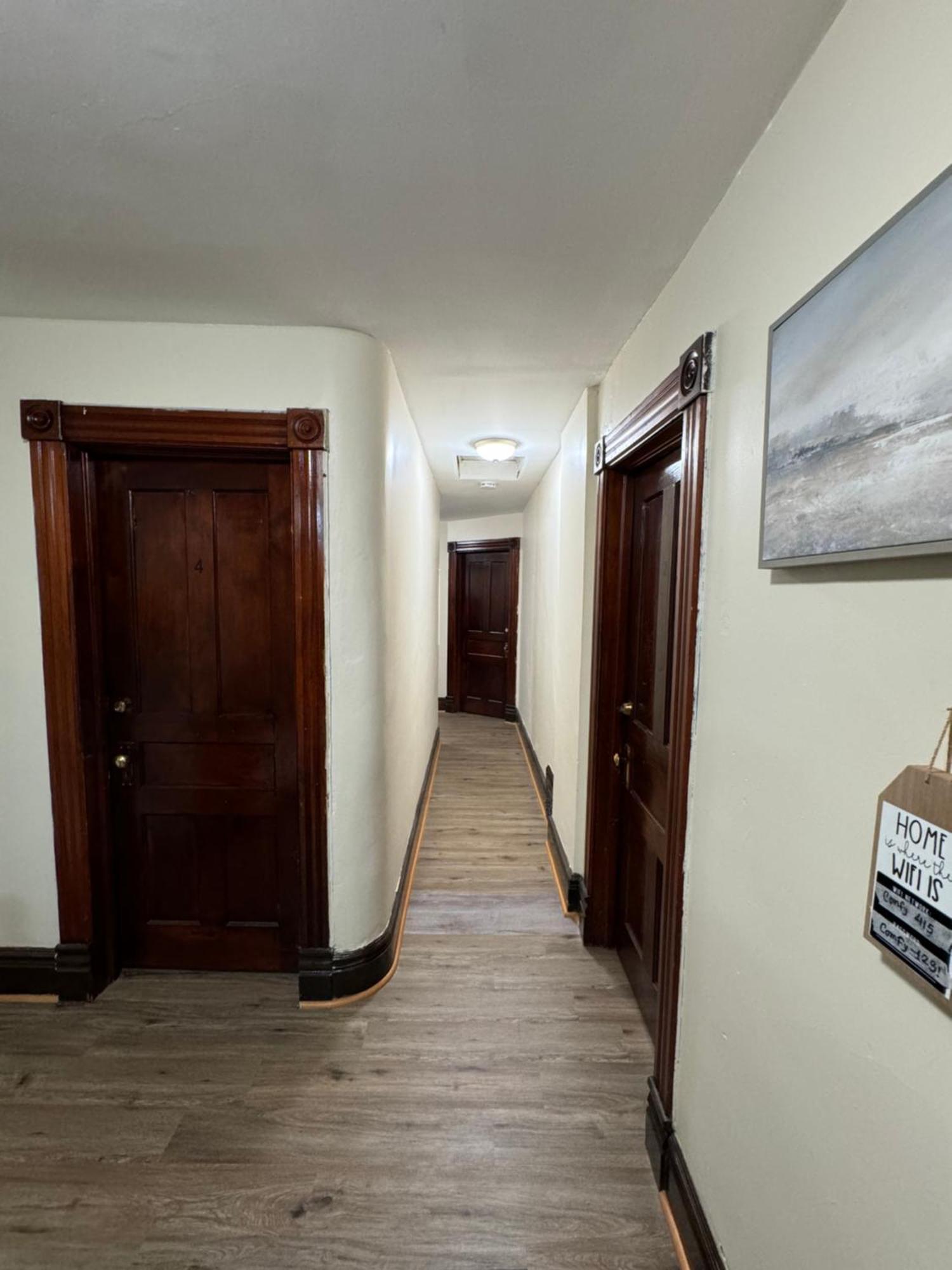 Comfy Getaway, 5 Bed, Sleeps 9, Walk To Falls! Niagara Falls Exterior foto
