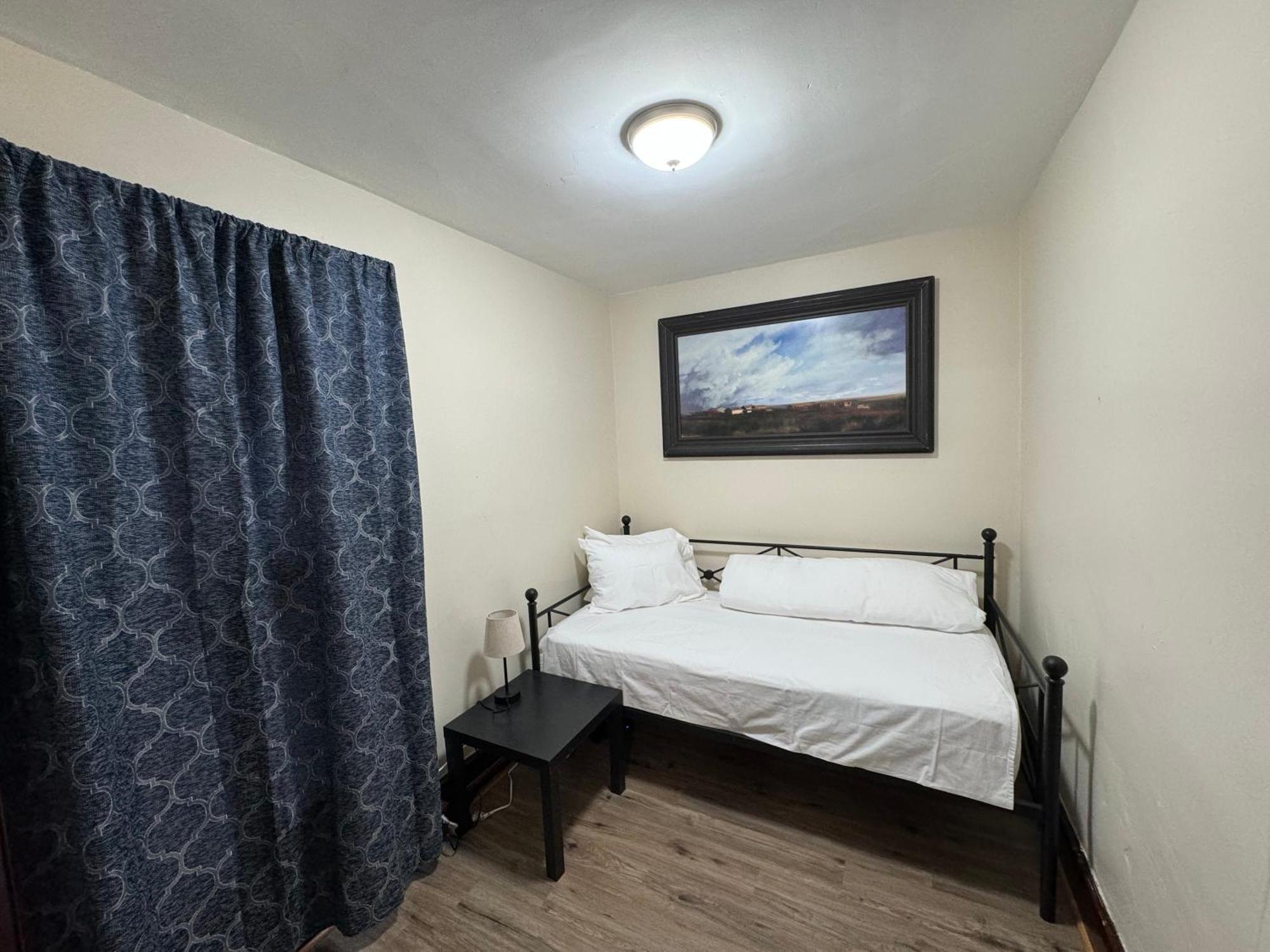 Comfy Getaway, 5 Bed, Sleeps 9, Walk To Falls! Niagara Falls Exterior foto